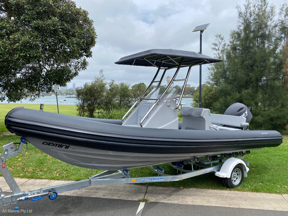 Gemini Waverider 650