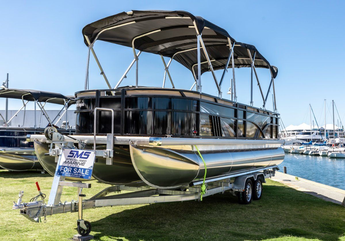 Pacific Pontoons 210