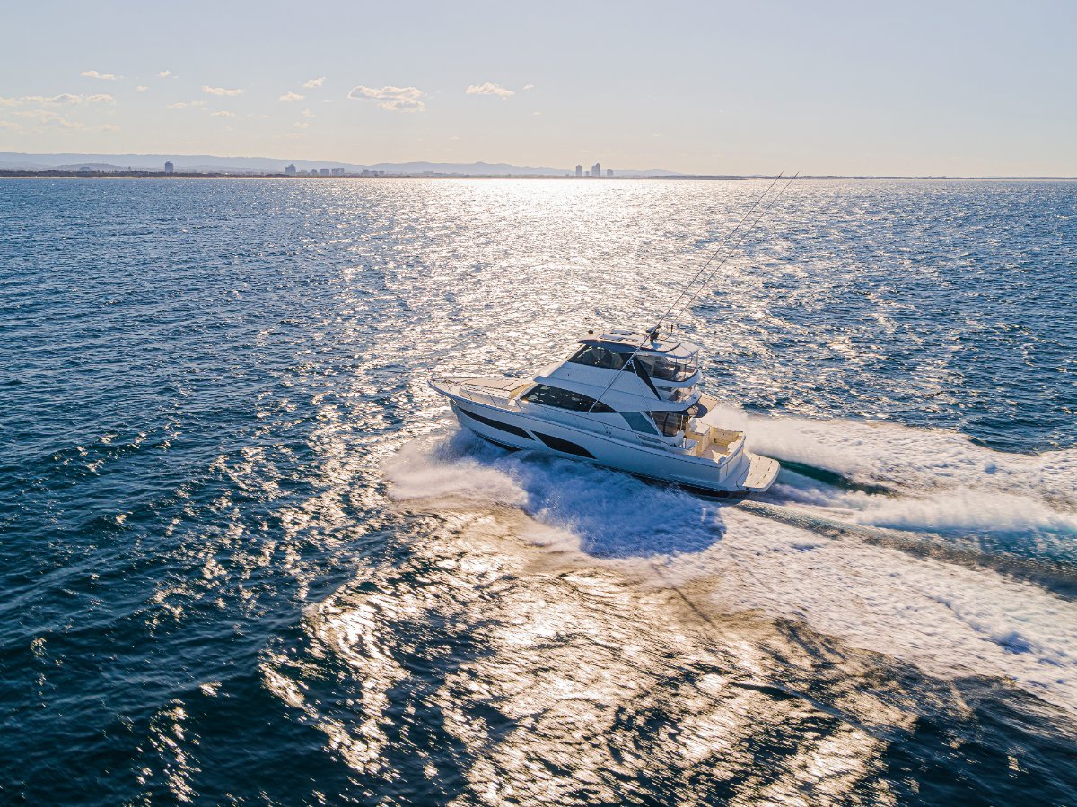 Riviera 50 Sports Motor Yacht