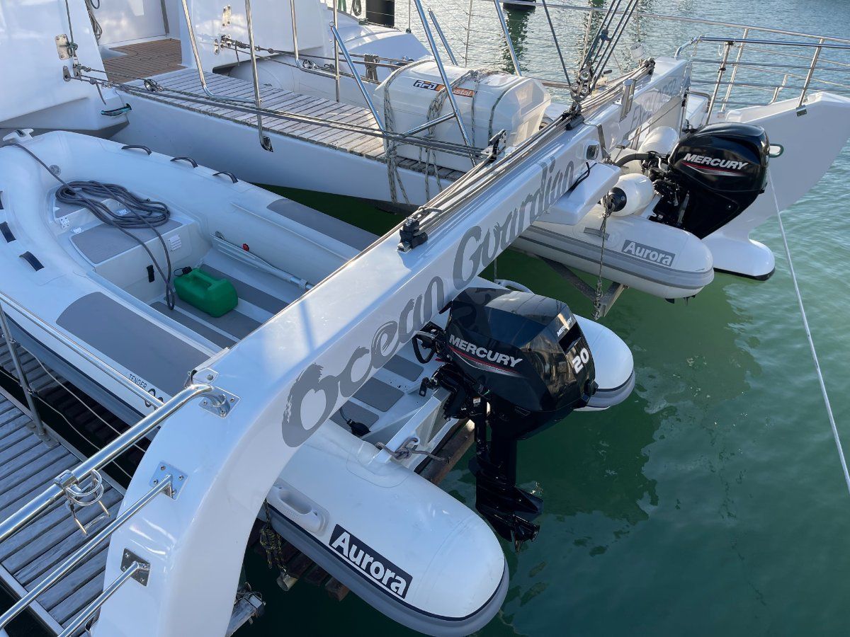 2023 Aurora Reefrider Cl 350 | Boat Research | Yachthub