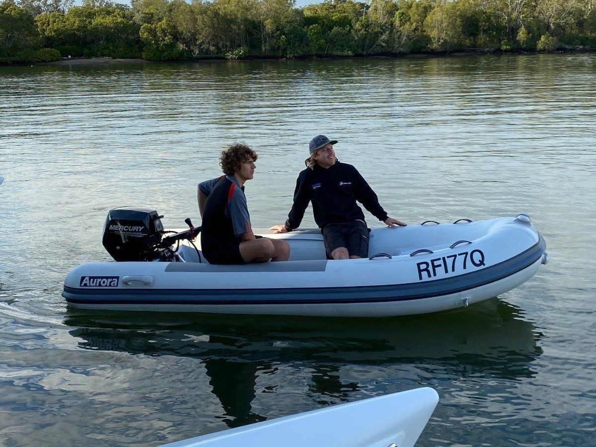 2023 Aurora Reefrider Cl 350 | Boat Research | Yachthub
