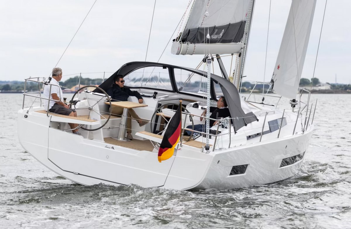 Hanse 410
