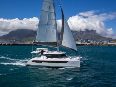 Leopard Catamarans 42