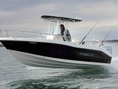 Robalo R200