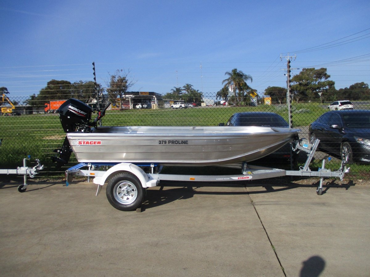 Stacer 379 Proline