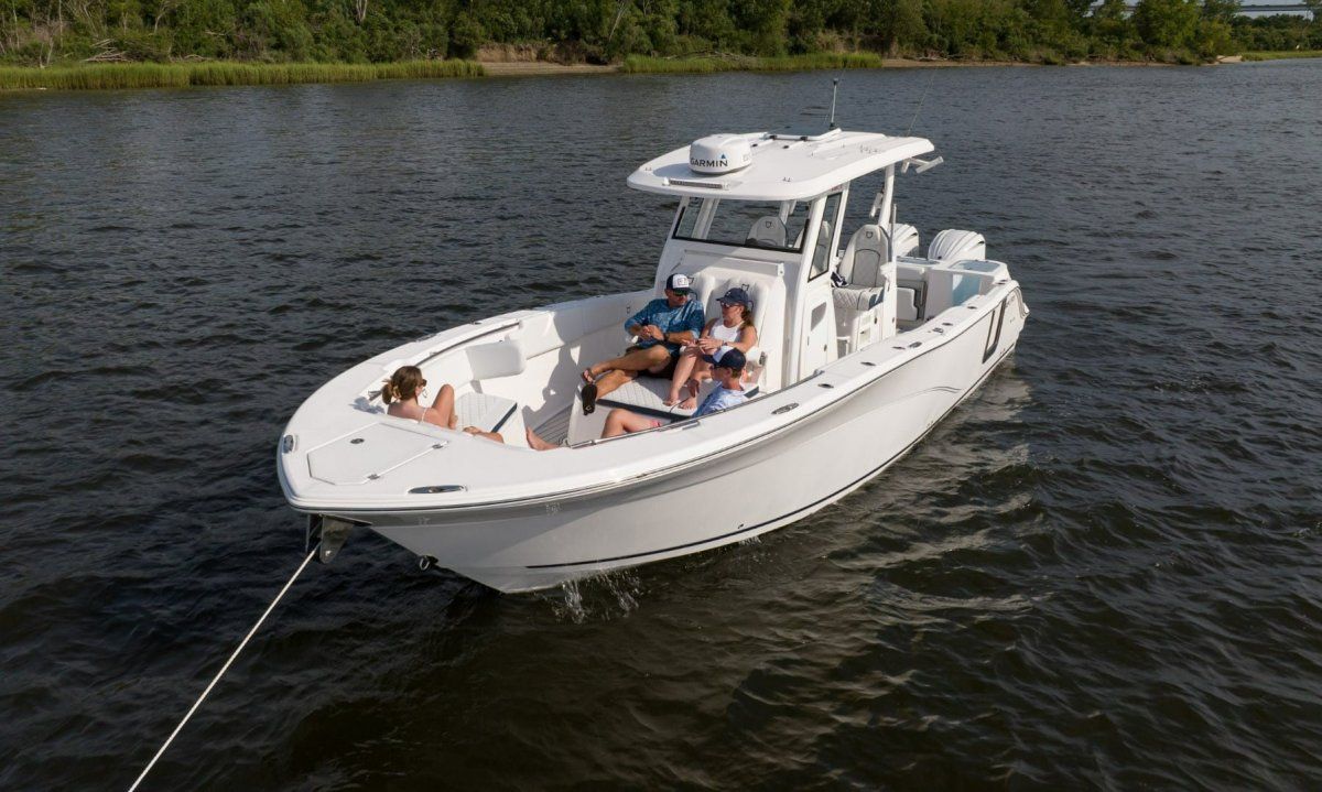 Sea Fox 328 Commander