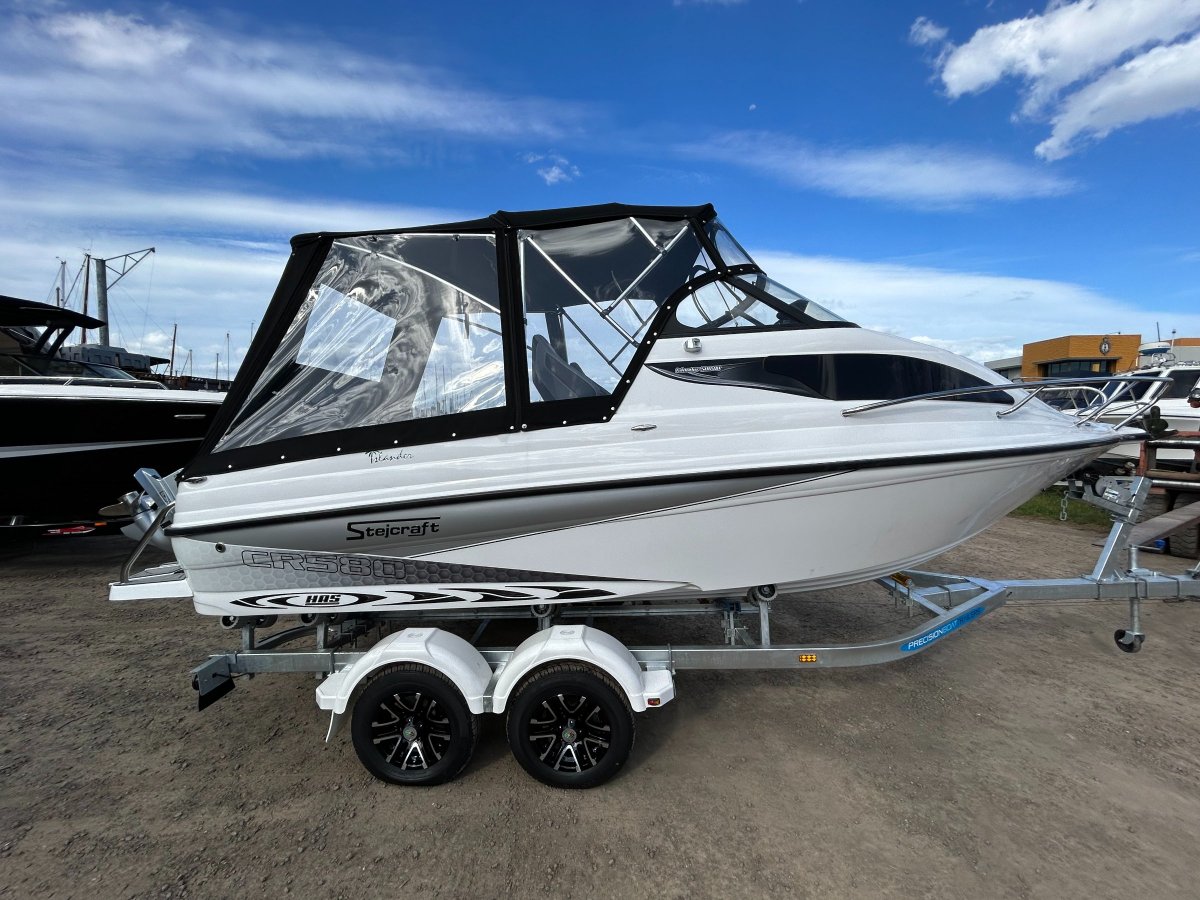 Stejcraft 580 Islander Enclosed Deluxe