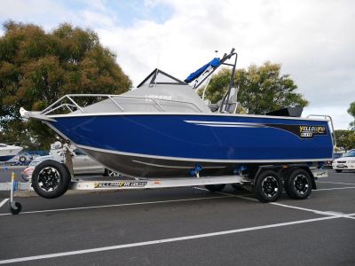 Yellowfin Plate 6500 Cabin