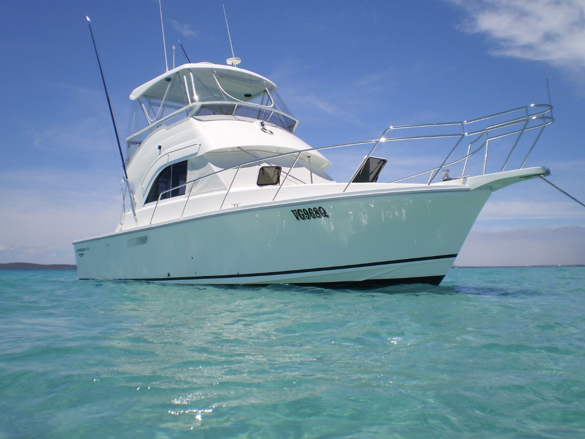 Caribbean 35 Flybridge Cruiser MK 3:Caribbean MK111