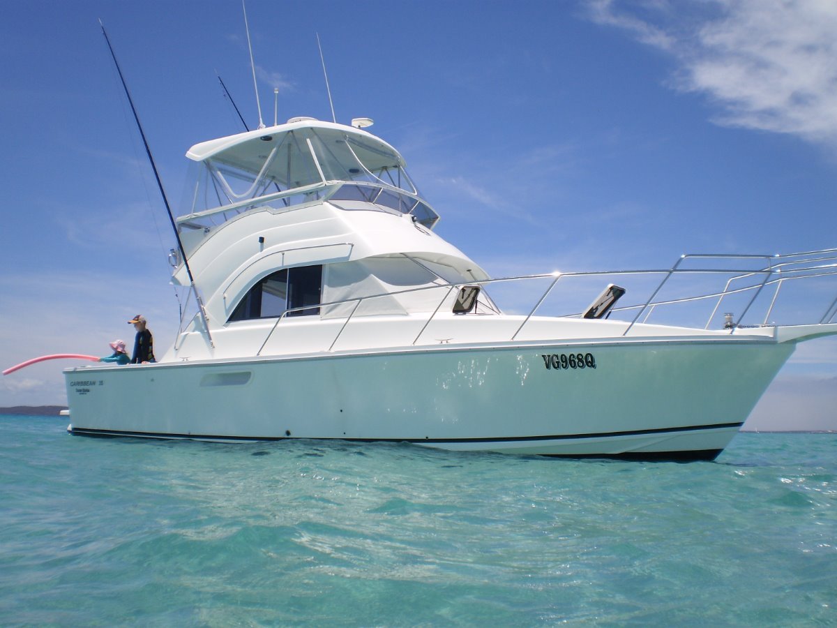 Caribbean 35 Flybridge Cruiser MK 3