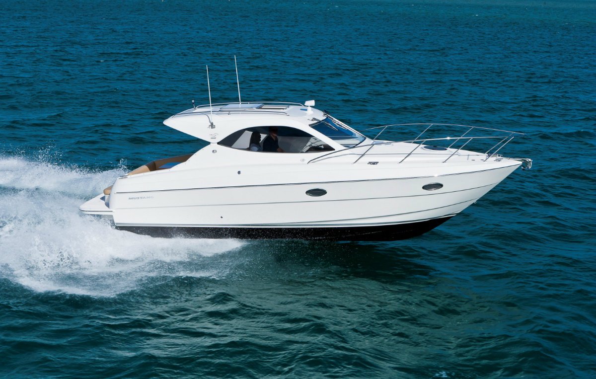 Mustang 32 Sports Cruiser