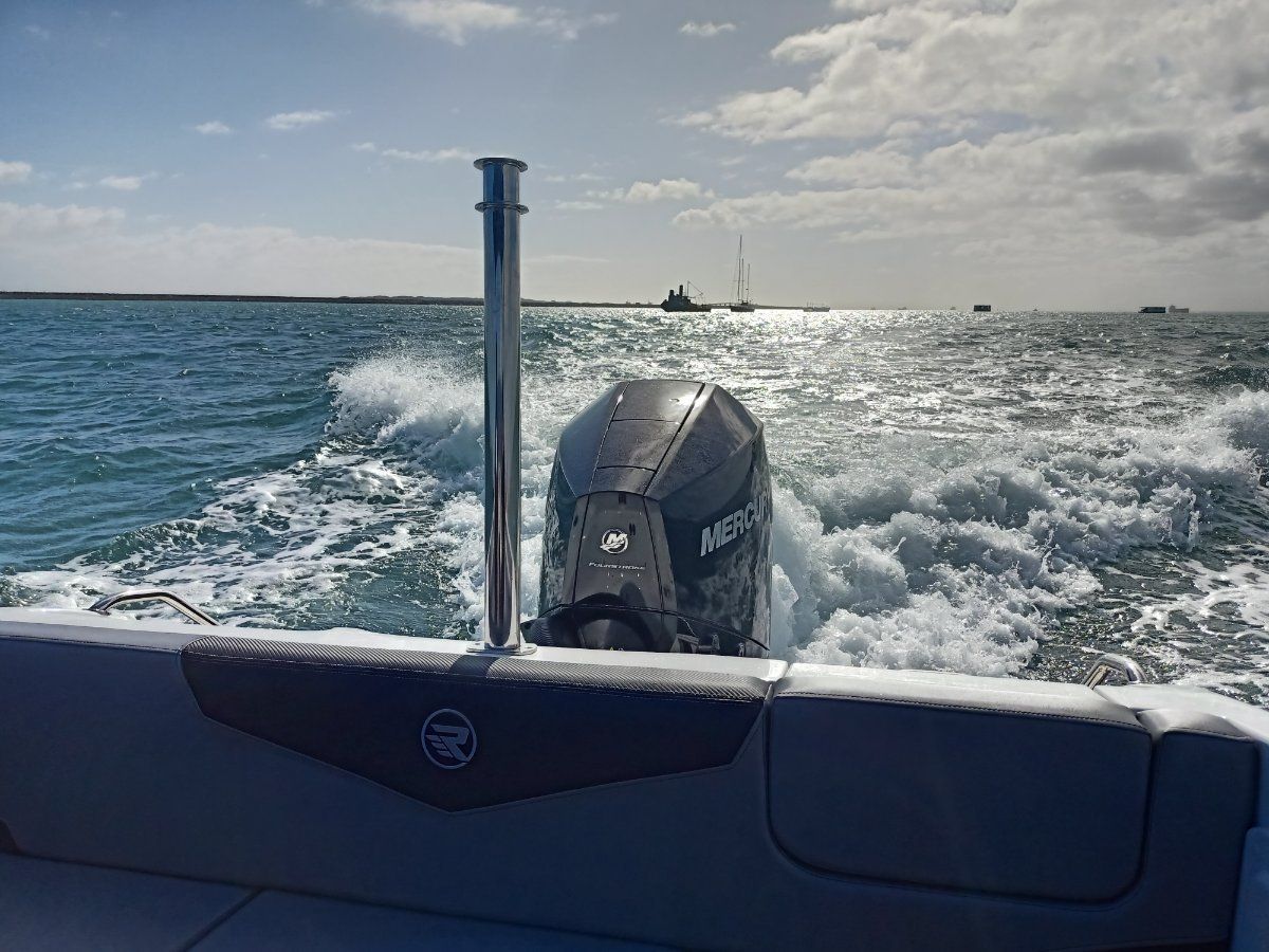 2024 Revival 590 X-rider | Boat Research | BoatsOnline