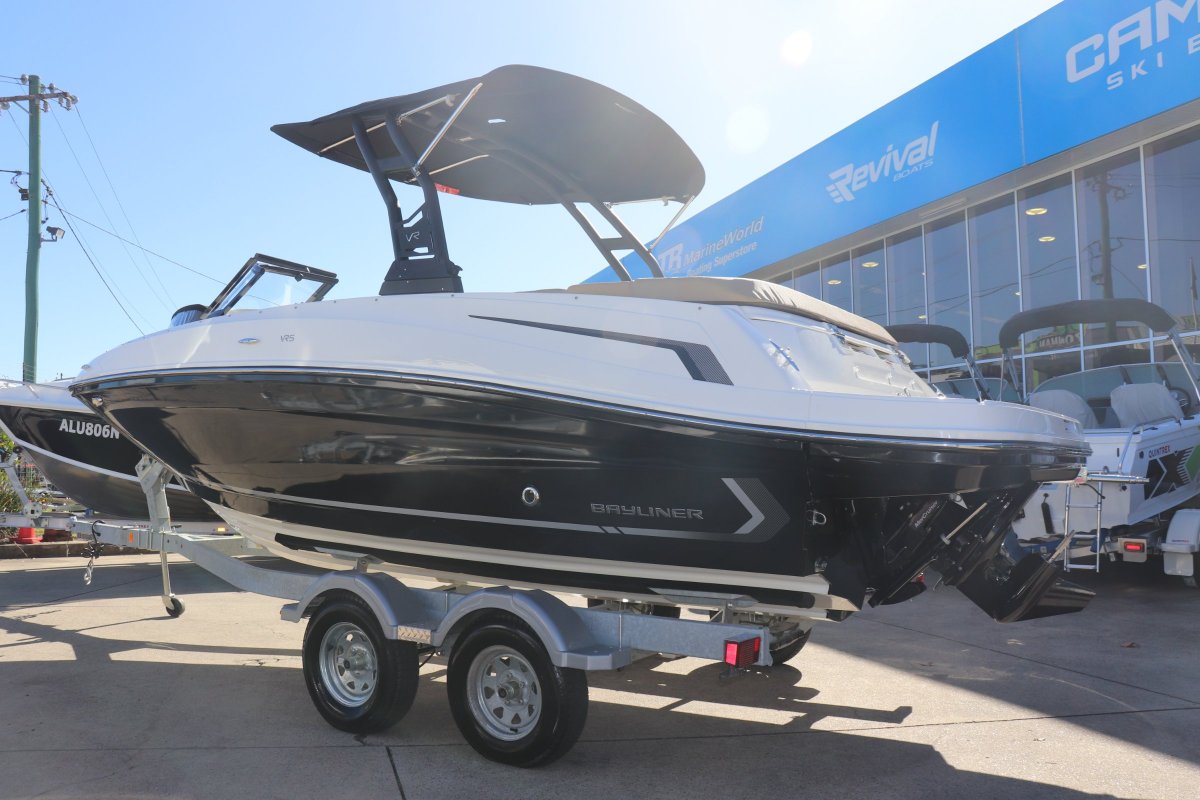 Bayliner VR5 Bowrider