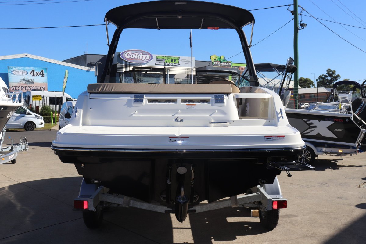 Bayliner VR5 Bowrider