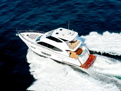Whitehaven Flybridge 6000