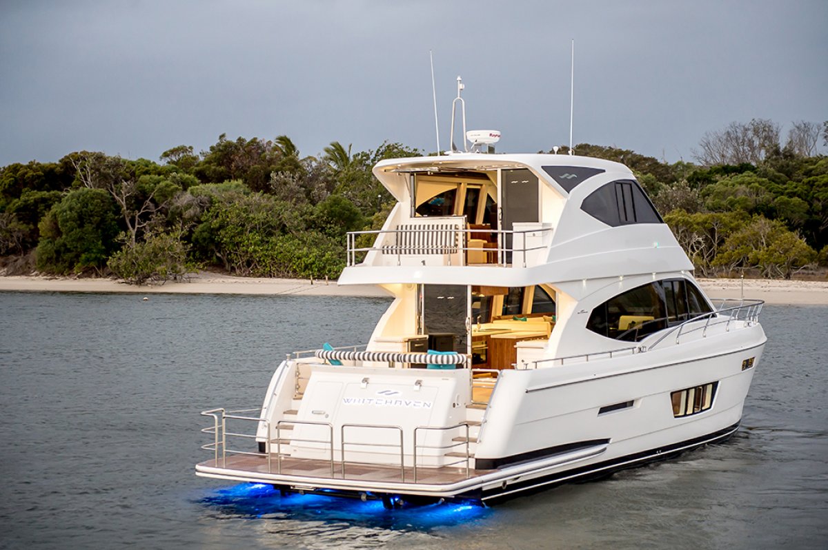 Whitehaven Flybridge 6000