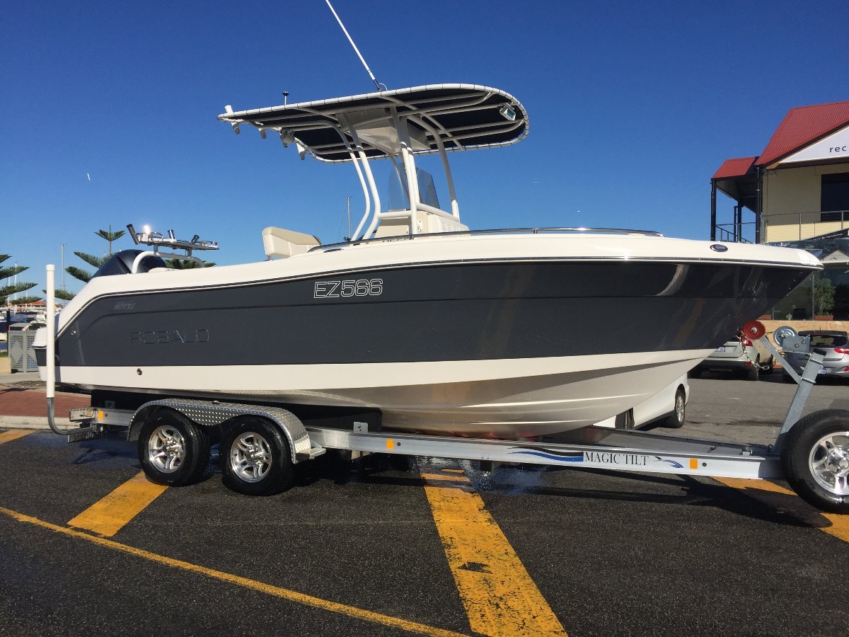 Robalo R222:Perfect CC Package