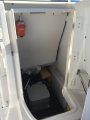 Robalo R222:Port potti OR Vacuflush avail