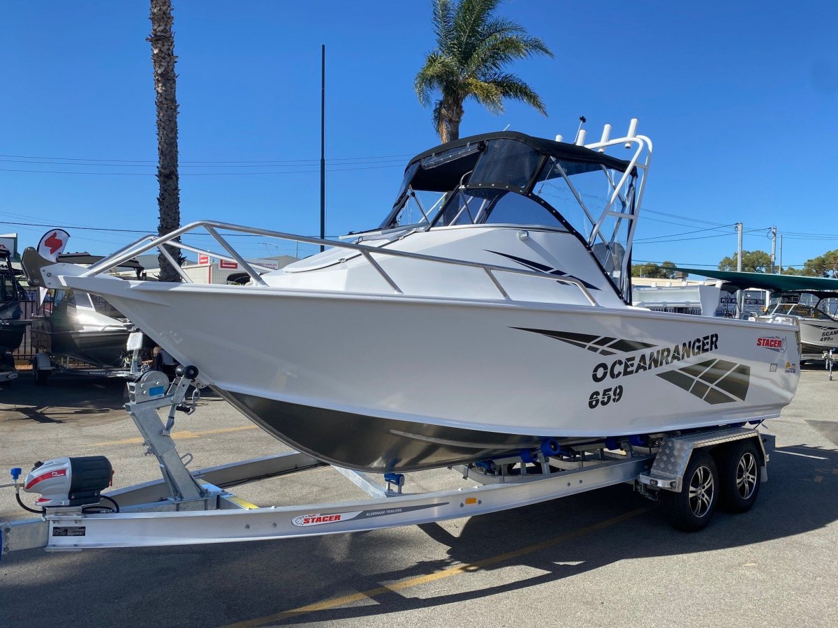 Stacer 659 Ocean Ranger Hard Top SDF