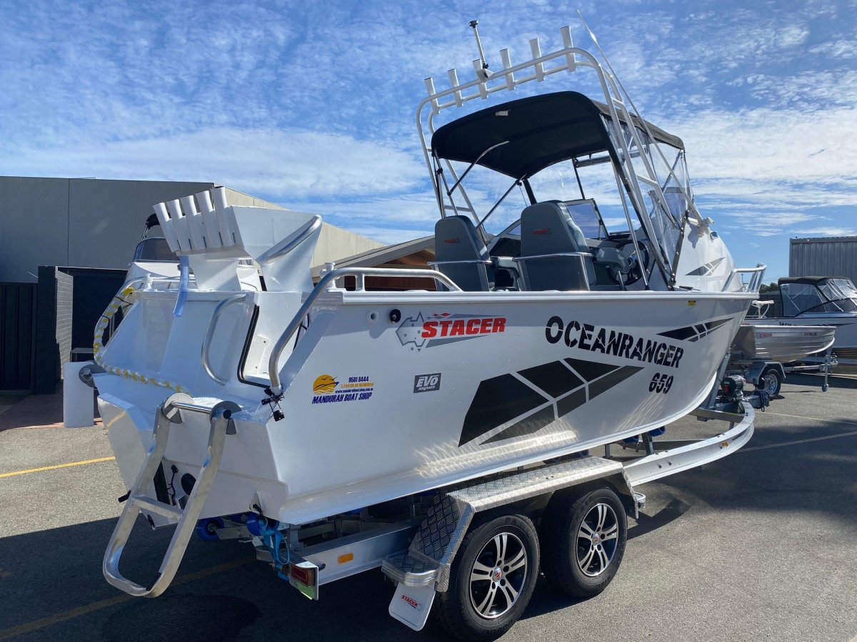 Stacer 659 Ocean Ranger Hard Top SDF