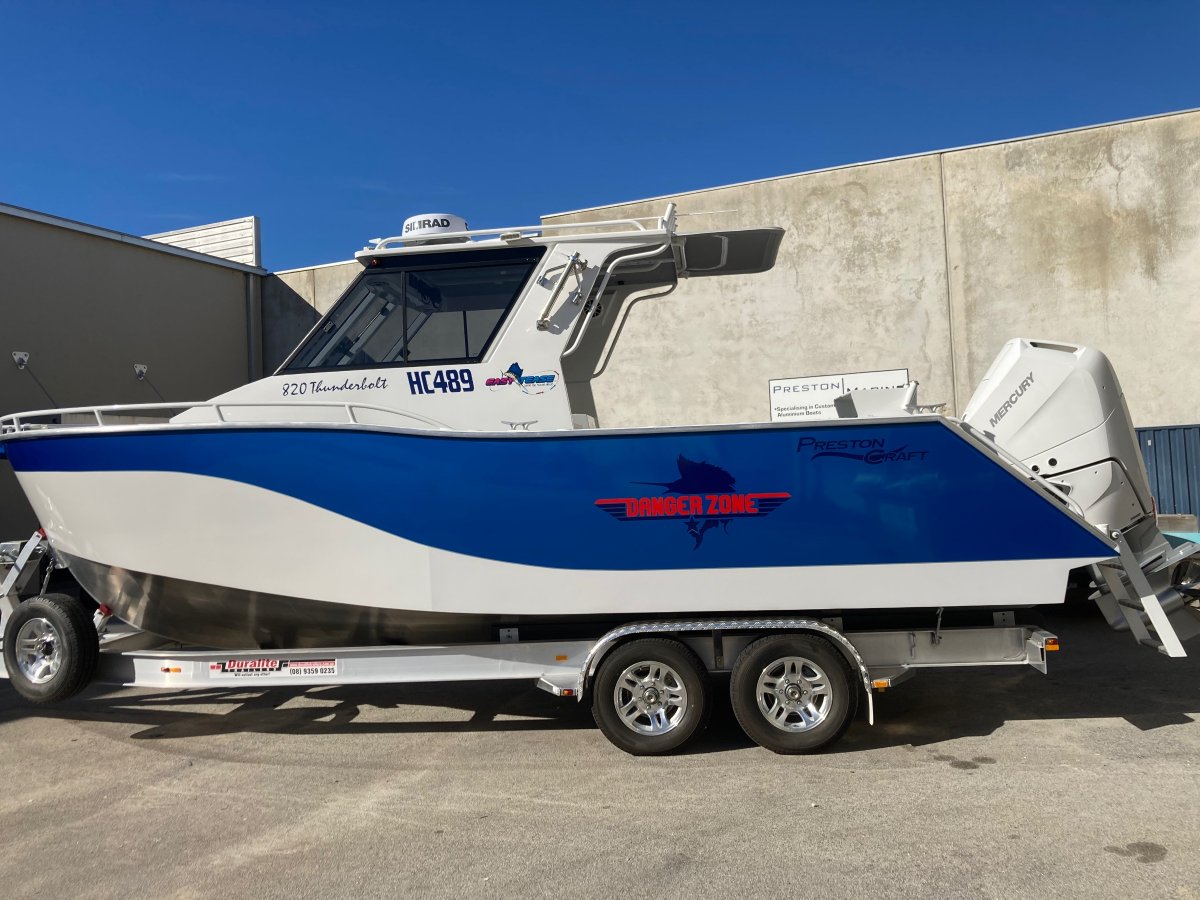 Preston Craft 820 Thunderbolt