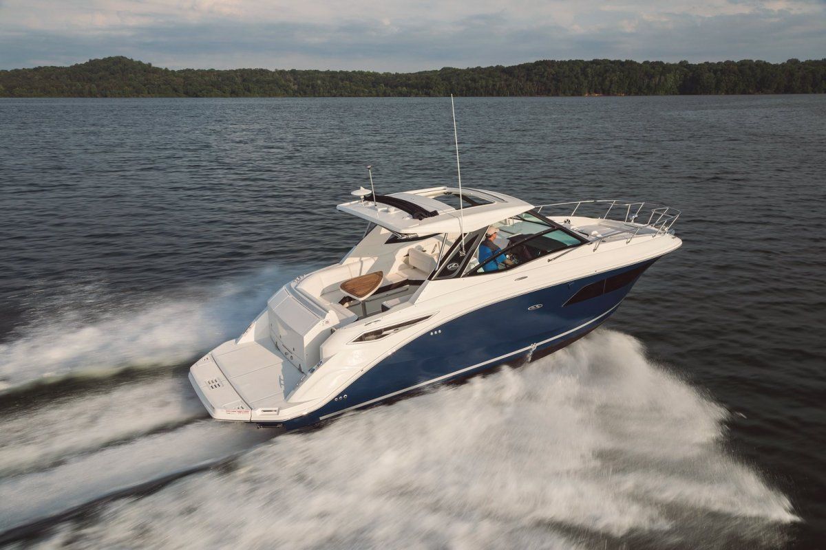 Sea Ray 320 Sundancer