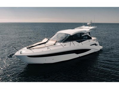 Galeon 425 HTS