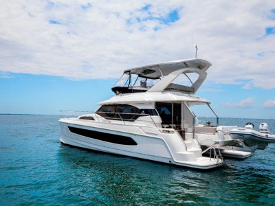 Aquila 44