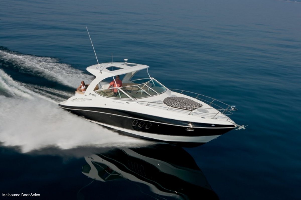 2015 cruisers yachts 350 express