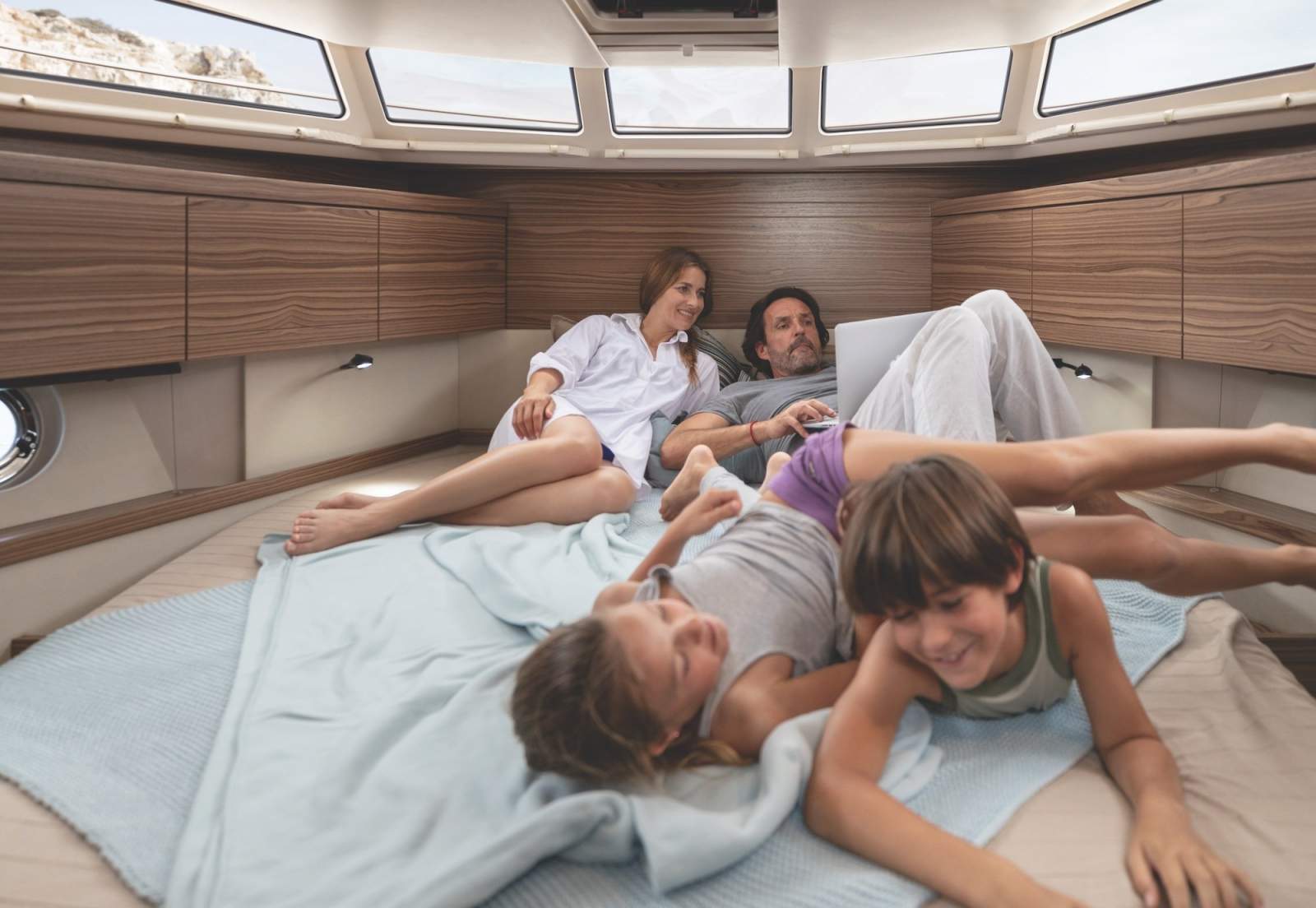 Greenline 40 Hybrid