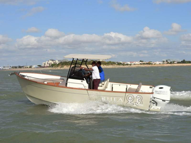 Rhea 23 Open