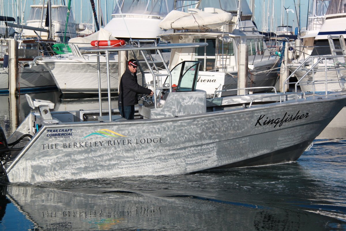 Saltwater Commercial Boats 7.5 Centre Console