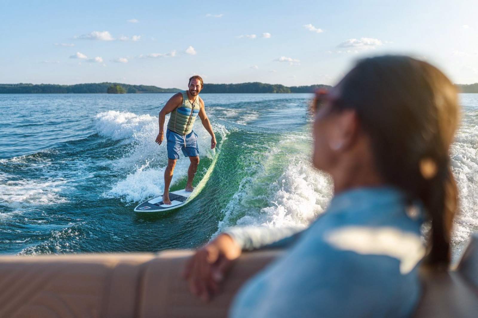 Sea Ray SDX 250 SURF