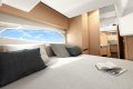 Sealine S335