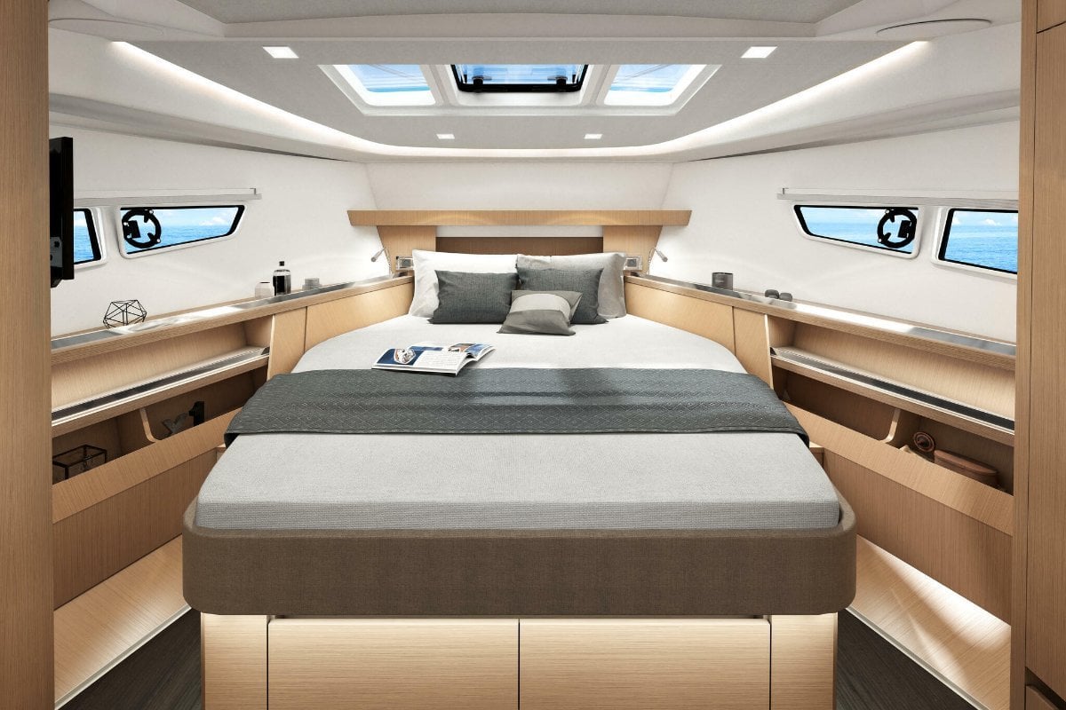 Sealine S335