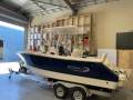 Robalo R230