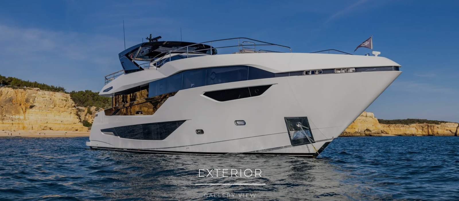 Sunseeker Yacht 100