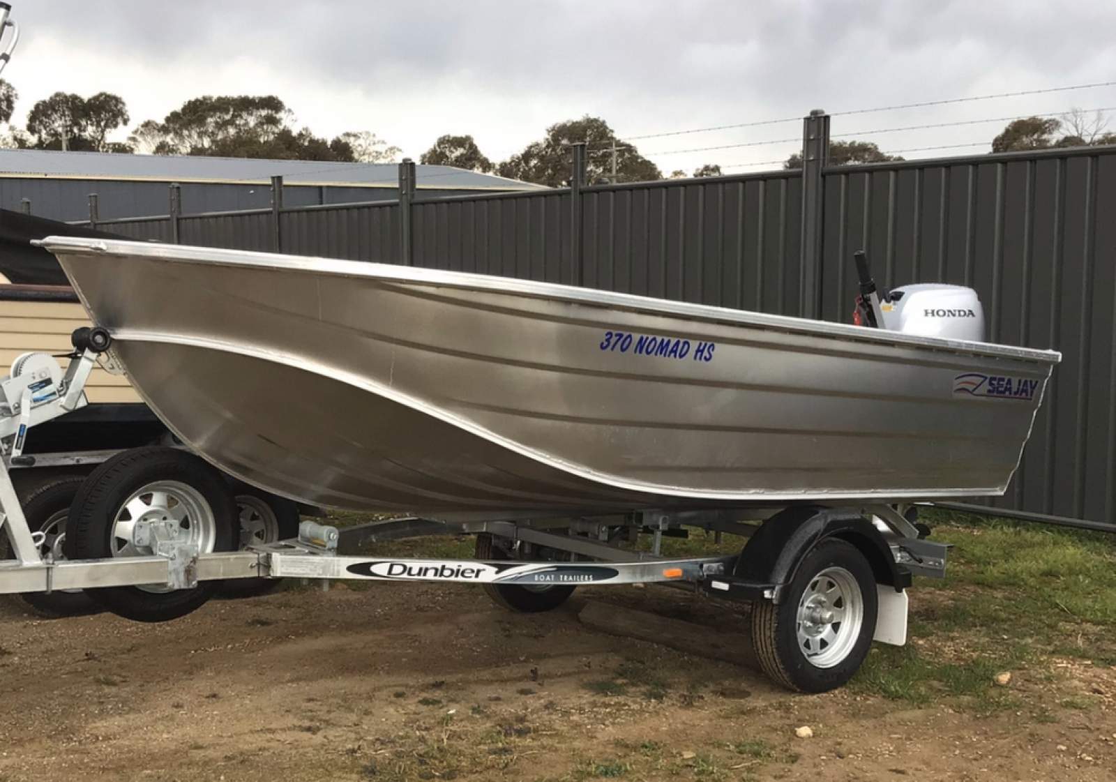 Sea Jay 3.70 Nomad HS