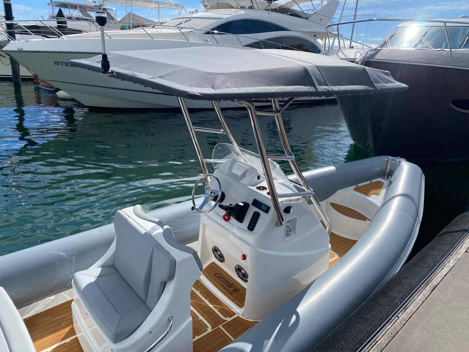 Gemini Waverider 650