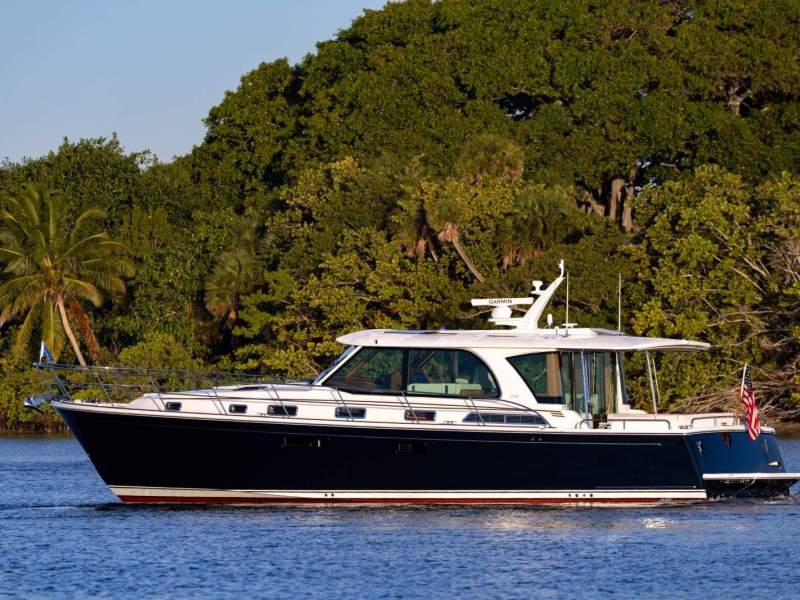 Sabre Motor Yachts 51 Salon Express