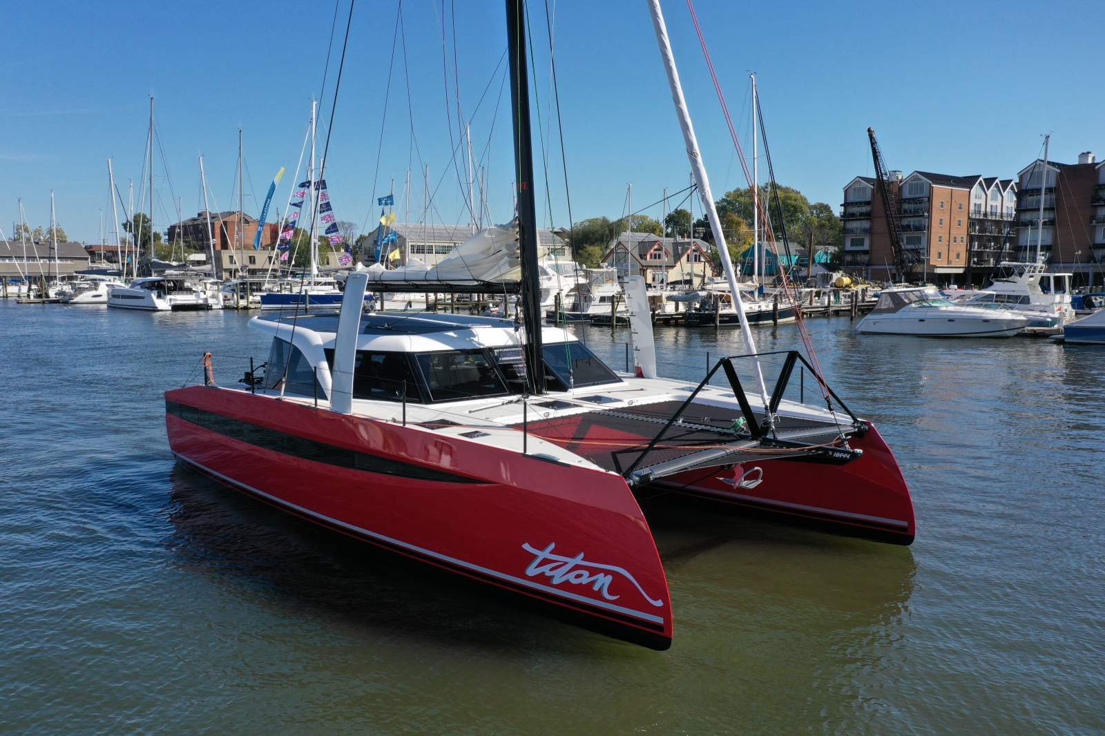 HH Catamarans 44
