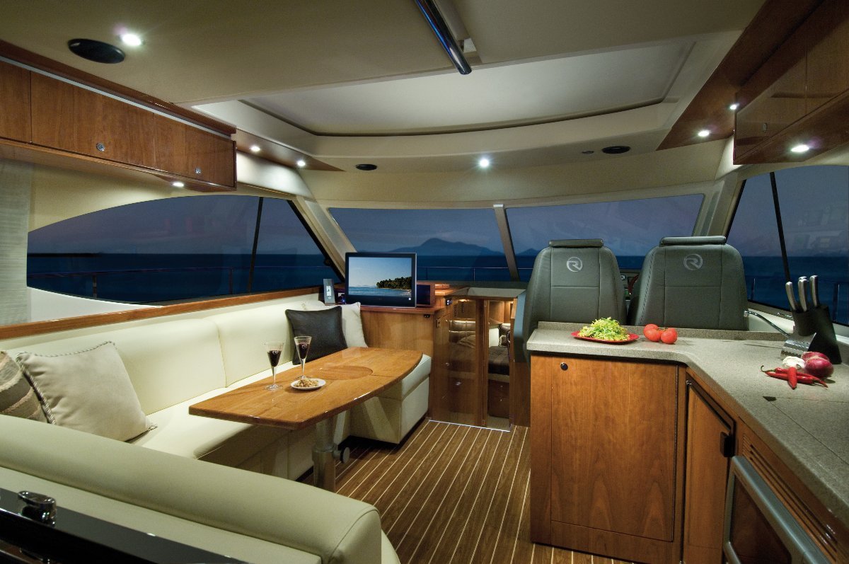 riviera 4400 sport yacht review