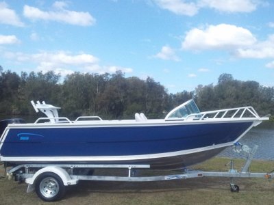 Seacraft Bayrunner 490