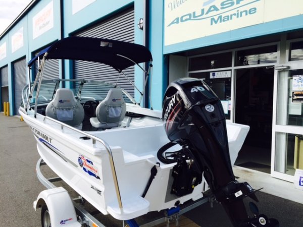 Quintrex 430 Fishabout