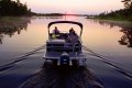 Sun Tracker Party Barge 20 DLX