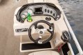 Sun Tracker Party Barge 22