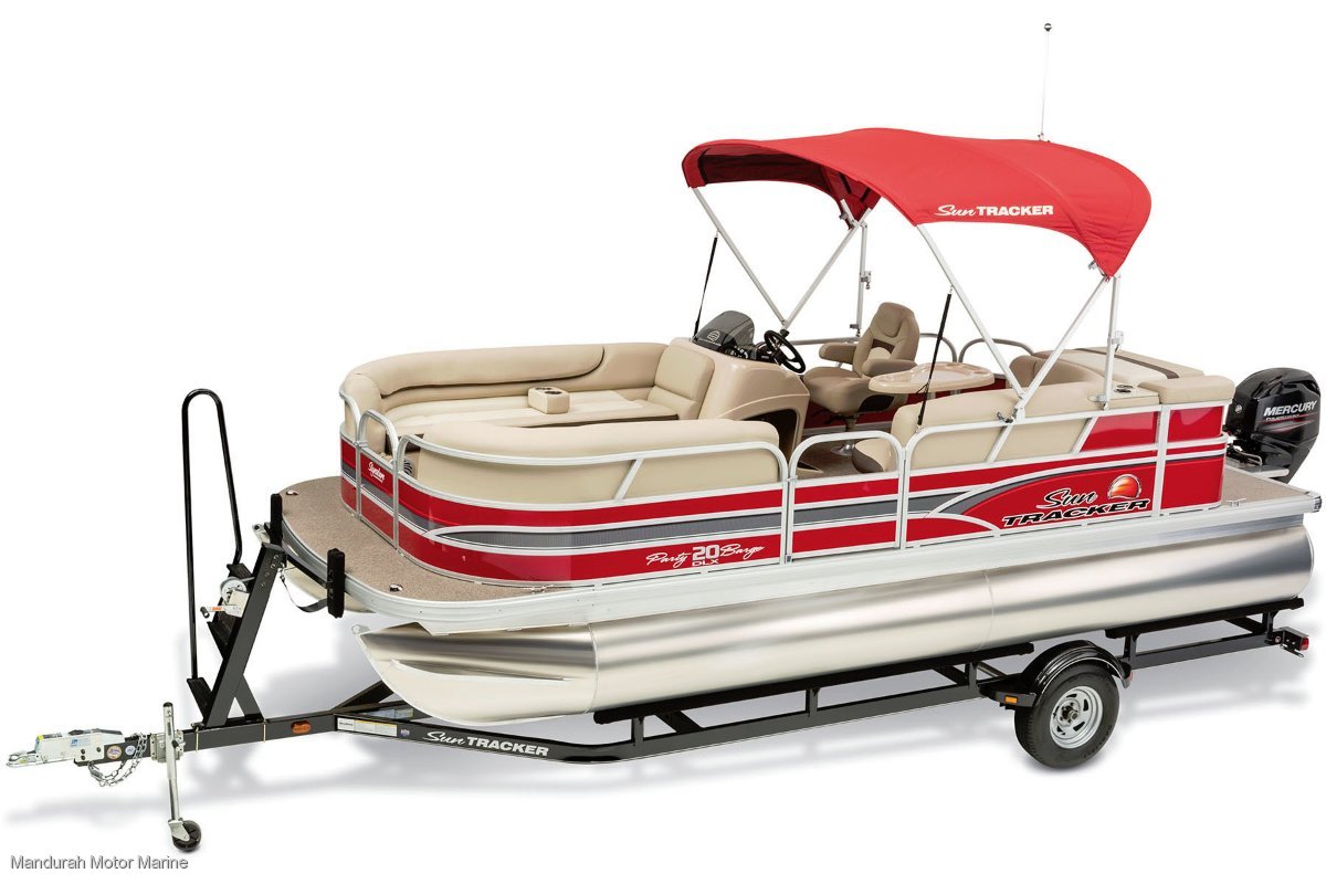 Sun Tracker Party Barge 20 DLX
