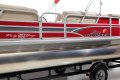 Sun Tracker Party Barge 20 DLX