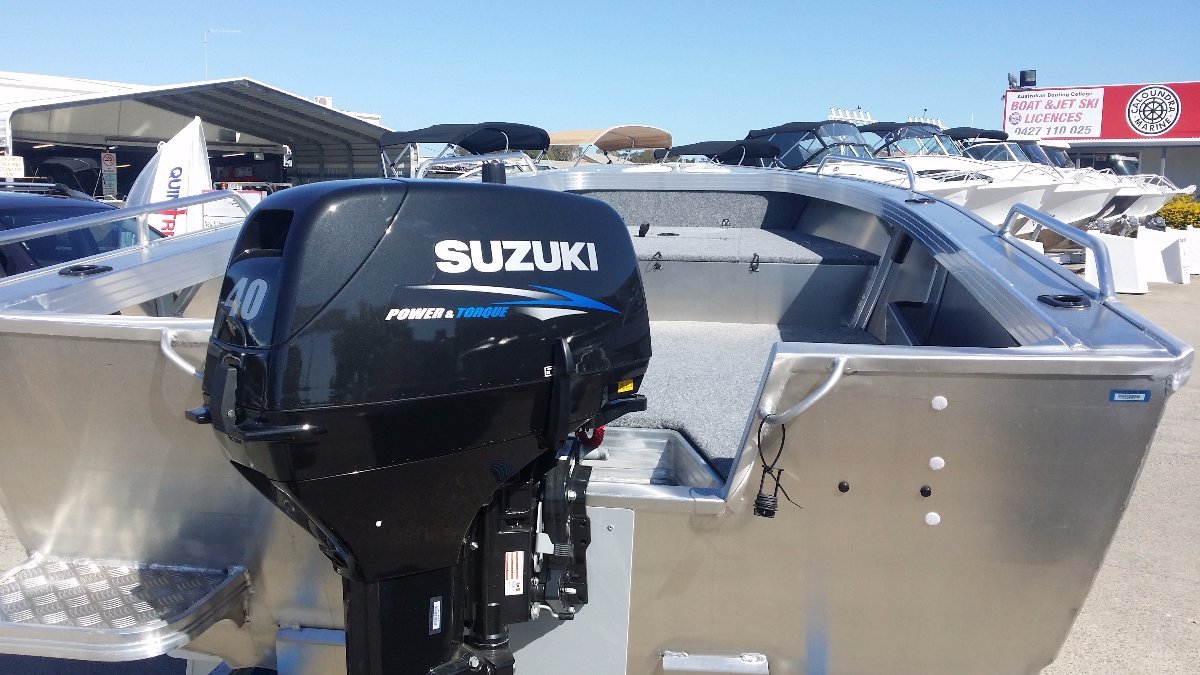 Quintrex 420 Renegade