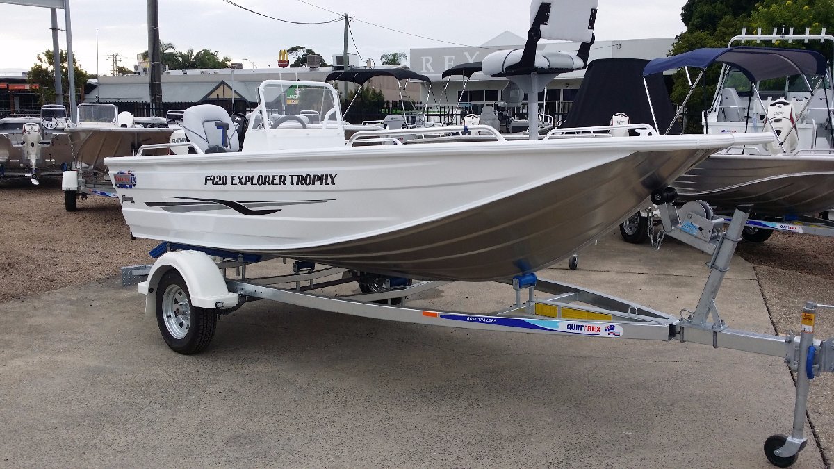 Quintrex 690 Trident